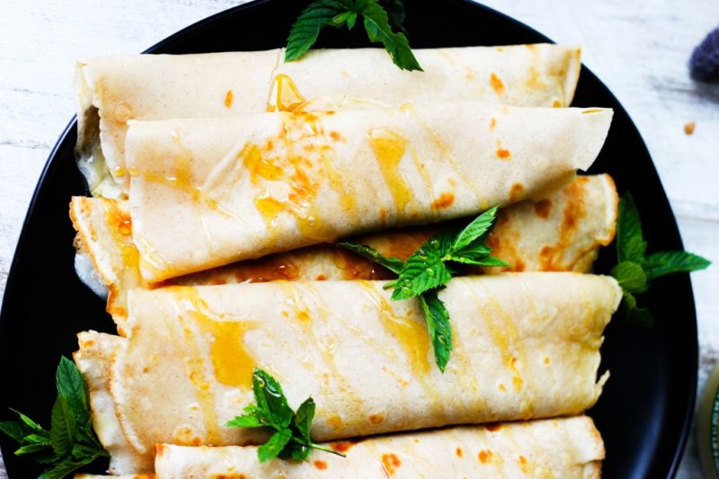 Apple Sauce Crepes Recipe