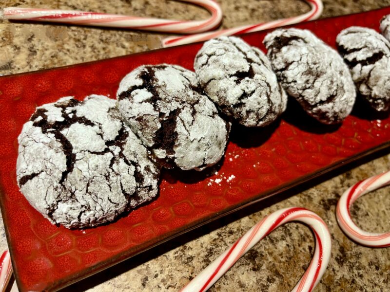 Chocolate Peppermint Crackle Cookie Recipe
